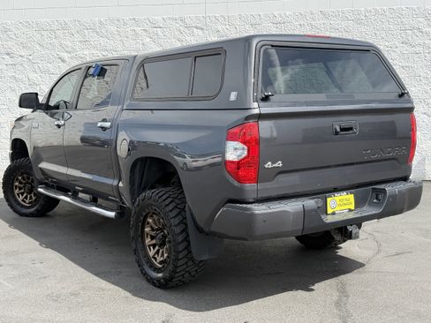Used 2018 Toyota Tundra 4x4 CrewMax image 6