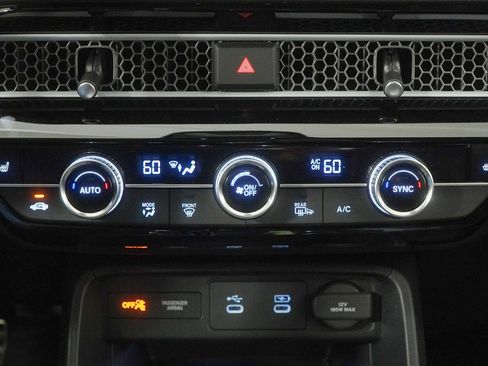 Certified 2025 Honda Civic Sport image 28
