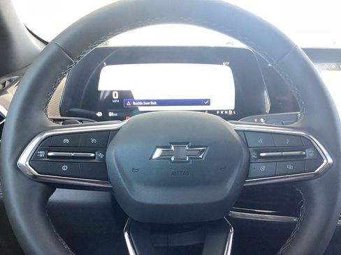 New 2026 Chevrolet Equinox ACTIV FWD image 11