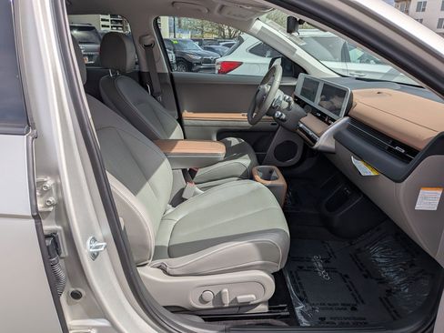 Used 2024 Hyundai Ioniq 5 Limited image 31