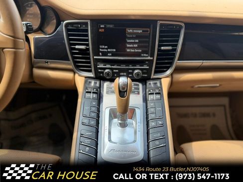 Used 2013 Porsche Panamera RWD image 29