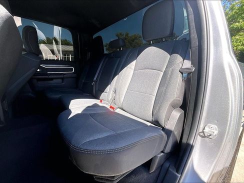 Used 2021 RAM 2500 Big Horn w/ Night Edition AWD/4WD image 19