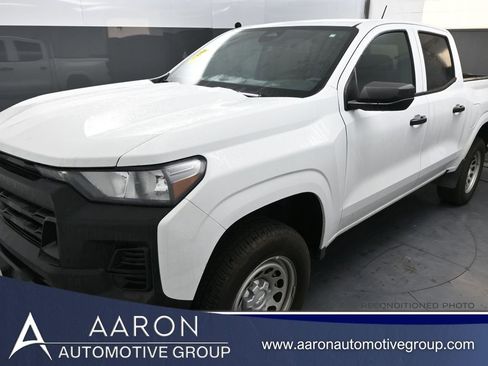 Used 2024 Chevrolet Colorado W/T w/ WT Convenience Package image 1