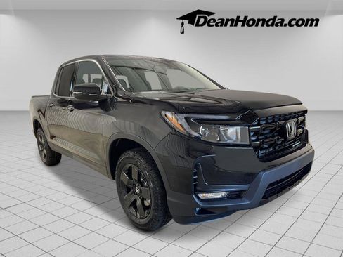 New 2026 Honda Ridgeline Black Edition image 8