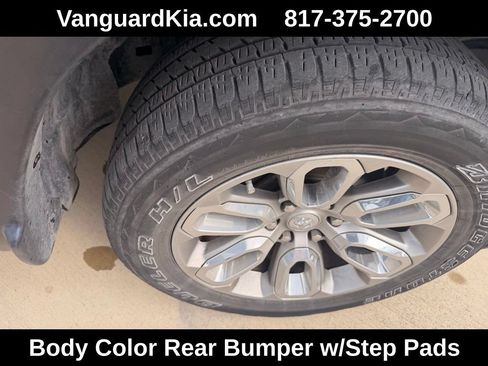 Used 2022 RAM 1500 Laramie w/ Sport Appearance Package AWD/4WD image 11