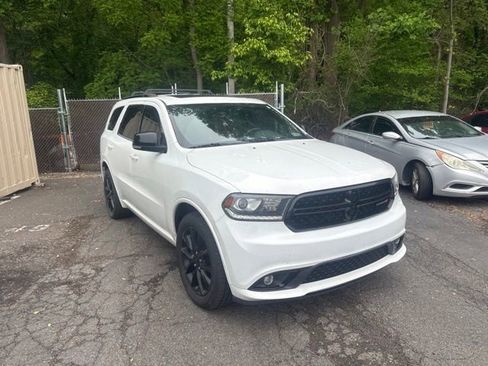 Used 2017 Dodge Durango R/T w/ Blacktop Package AWD/4WD image 3