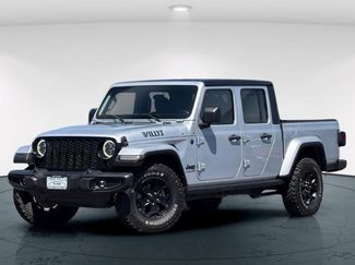 Used 2022 Jeep Gladiator Sport AWD/4WD video 1