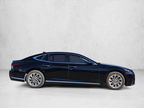 Used 2018 Lexus LS 500 w/ Accessory Package (Z2) image 4