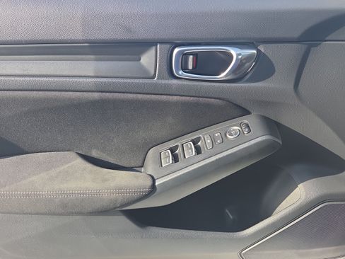 Used 2023 Honda Civic Sport image 33