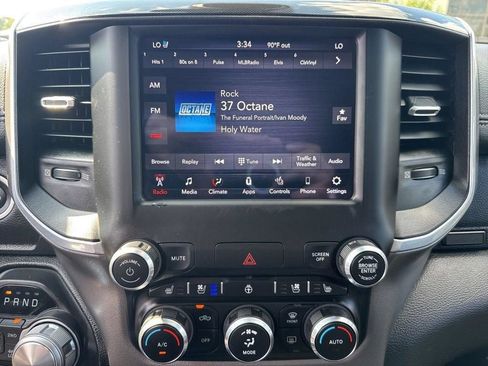 Used 2020 RAM 1500 Laramie w/ Sport Appearance Package AWD/4WD image 39