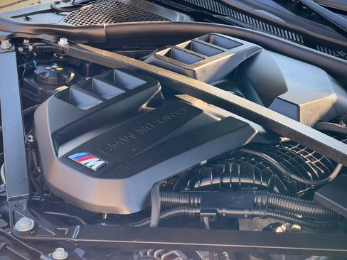 Used 2025 BMW M2 w/ Lighting Package image 43