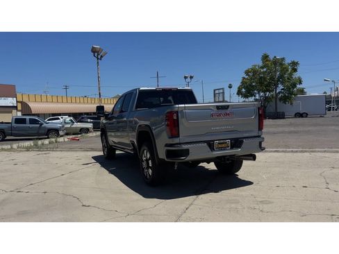 New 2026 GMC Sierra 3500 Denali AWD/4WD image 9
