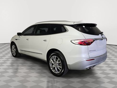 Used 2023 Buick Enclave Premium w/ Experience Buick Package FWD image 6