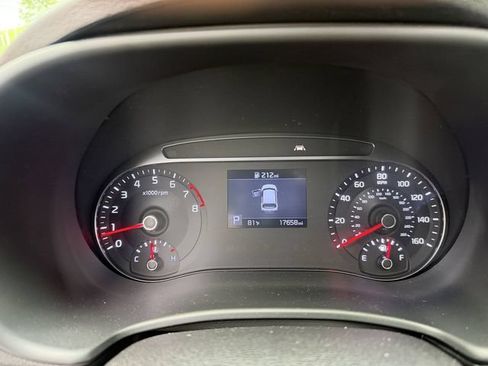 Certified 2022 Kia Soul GT-Line FWD image 15