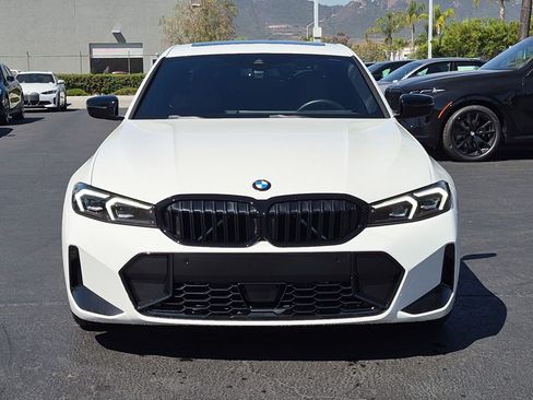 Used 2025 BMW 330i Sedan w/ M Sport Package RWD image 3