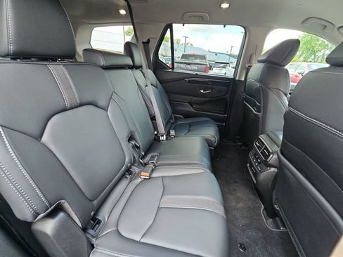 Used 2025 Honda Pilot EX-L image 29