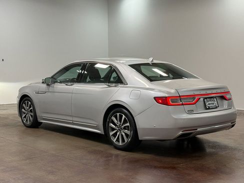 Used 2019 Lincoln Continental Premiere image 22