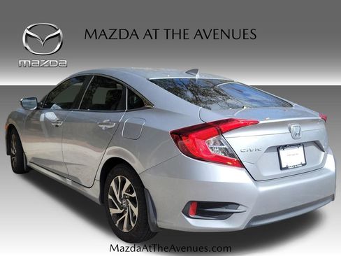 Used 2018 Honda Civic EX image 10