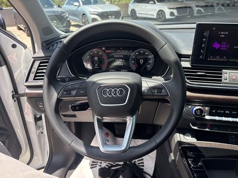 Used 2024 Audi Q5 2.0T Premium Plus AWD/4WD image 21