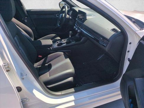 Used 2023 Honda Civic Sport image 19