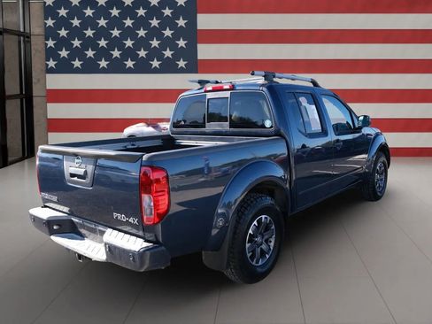 Used 2021 Nissan Frontier PRO-4X w/ Pro-4x Utility Package image 6