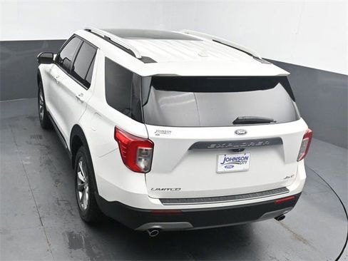 Used 2022 Ford Explorer Limited w/ Equipment Group 301A image 20