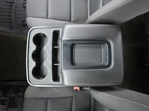 Used 2015 Chevrolet Silverado 2500 LT w/ LT Convenience Package image 31