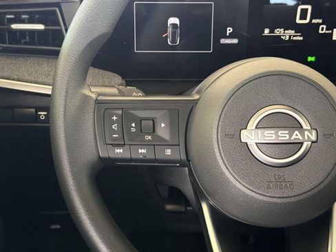 Used 2026 Nissan Kicks SV w/ SV Premium Package FWD image 15