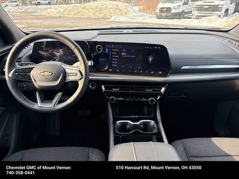 New 2026 Chevrolet Traverse LT w/ LPO, Floor Liner Package image 14