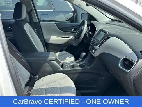 Certified 2018 Chevrolet Equinox LS FWD image 2