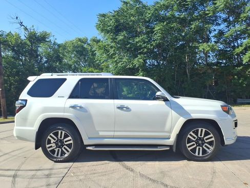 Used 2021 Toyota 4Runner Limited RWD image 2