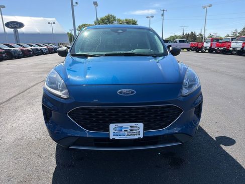 Used 2022 Ford Escape SE w/ Cold Weather Package AWD/4WD image 8