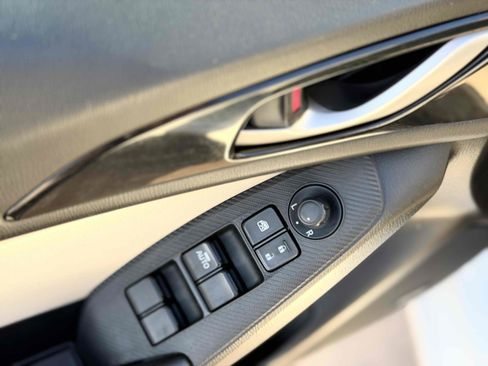 Used 2016 MAZDA MAZDA3 i Touring w/ Popular Equipment Package image 18