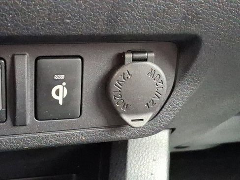 Used 2019 Toyota Tacoma TRD Off-Road image 23