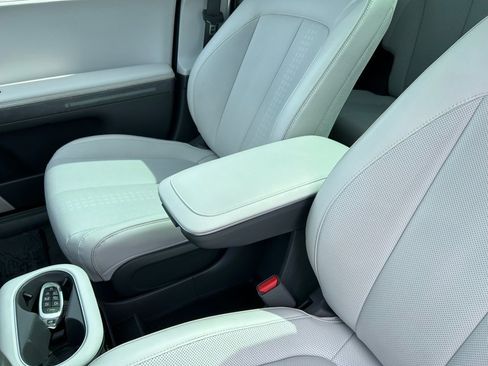 Used 2023 Hyundai Ioniq 5 Limited RWD image 17