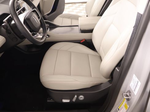 Used 2026 Lincoln Nautilus Premier w/ Equipment Group 102A AWD/4WD image 12
