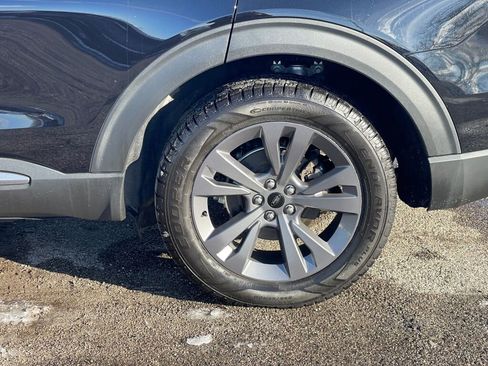 Used 2023 Ford Explorer XLT w/ Equipment Group 202A image 27