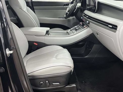 Used 2024 Hyundai Palisade SEL FWD image 28