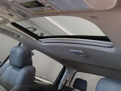 Used 2019 Toyota Tundra SR5 AWD/4WD image 11