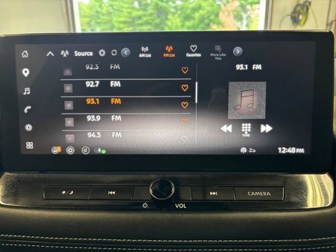 Used 2024 Nissan Rogue SL AWD/4WD image 19