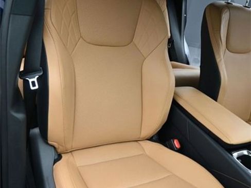 Used 2025 Lexus RX 350 Premium image 16