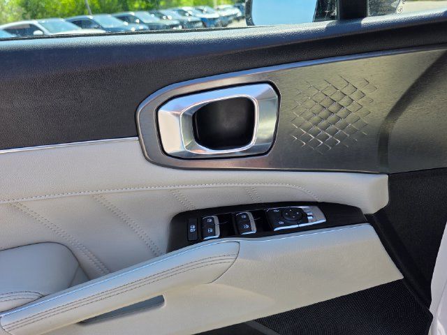 Used 2021 Kia Sorento SX AWD/4WD image 30