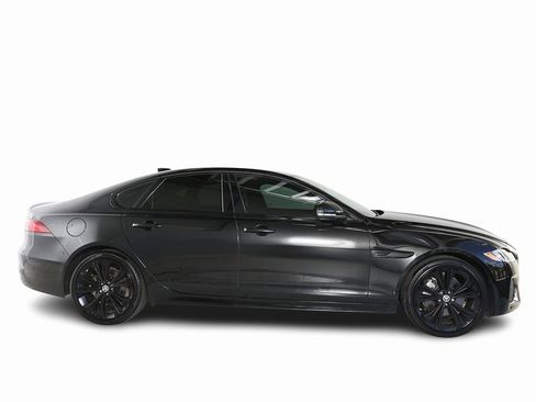 Used 2024 Jaguar XF R-Dynamic SE image 10