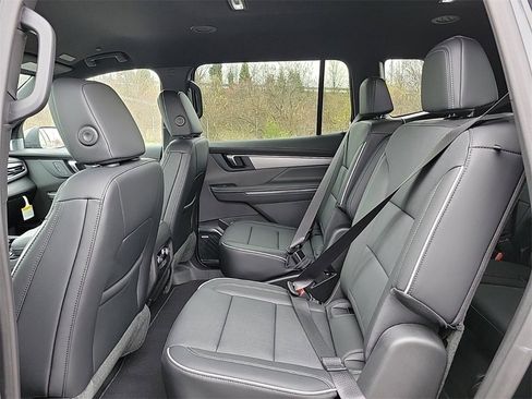 New 2026 Buick Enclave Preferred image 12