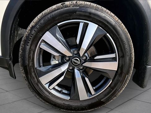 Used 2023 Nissan Rogue SL w/ SL Premium Package AWD/4WD image 11