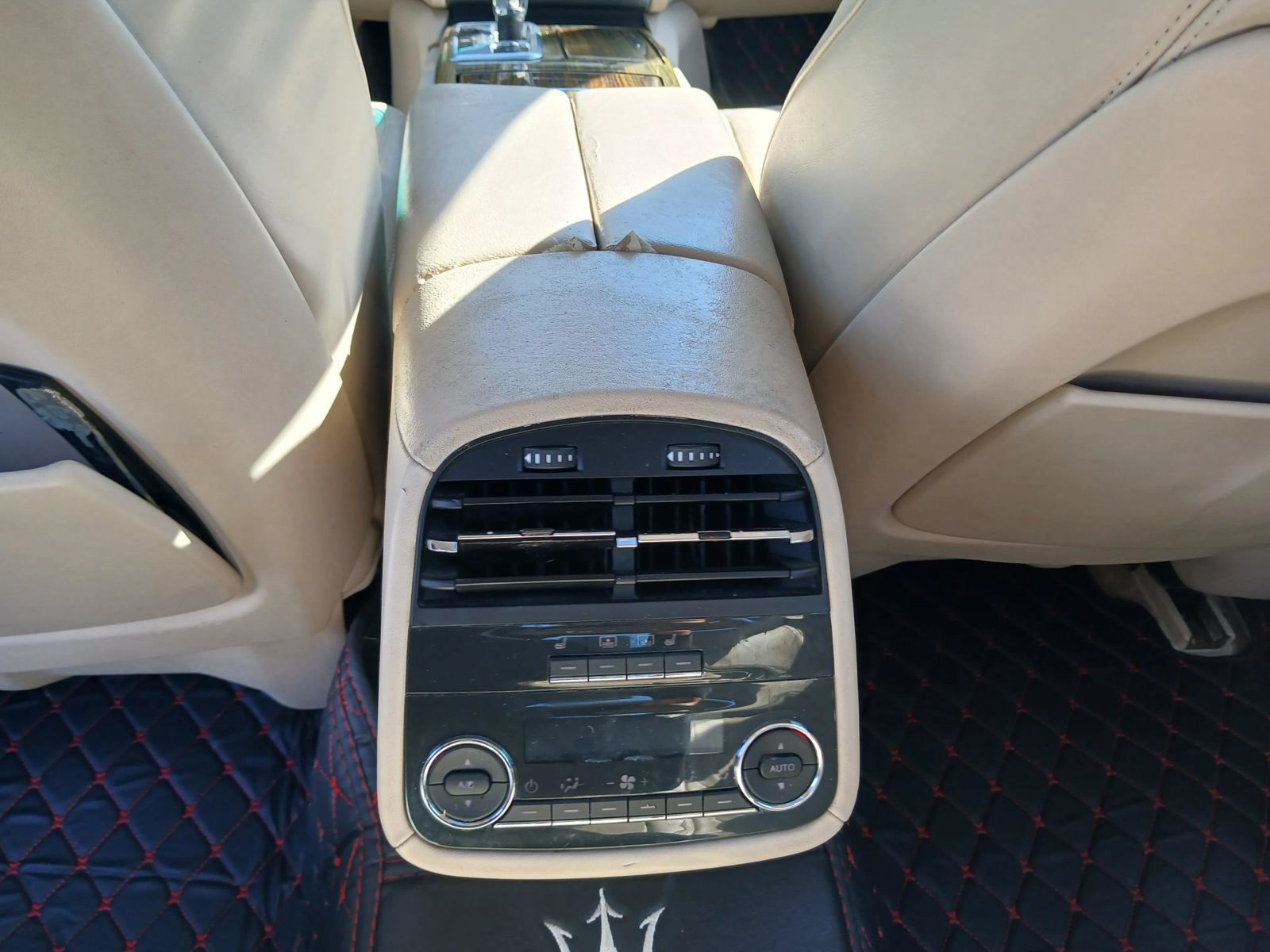 Used 2014 Maserati Quattroporte S Q4 AWD/4WD image 27
