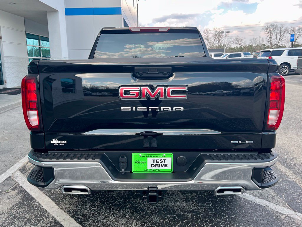 New 2026 GMC Sierra 1500 SLE AWD/4WD image 9