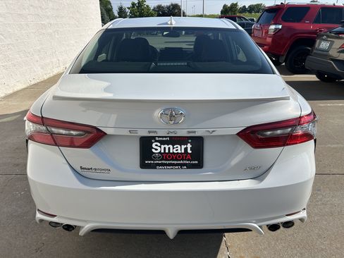 Used 2024 Toyota Camry XSE FWD image 5