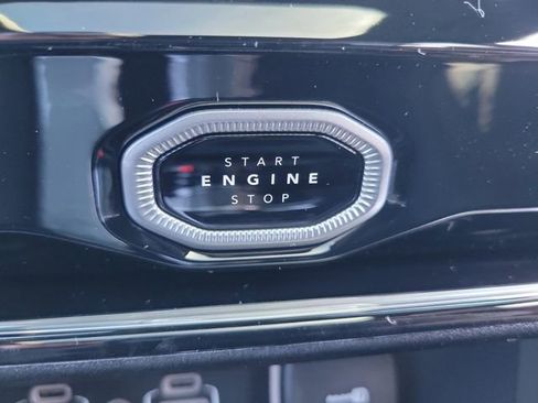 New 2026 Jeep Grand Cherokee Limited image 30