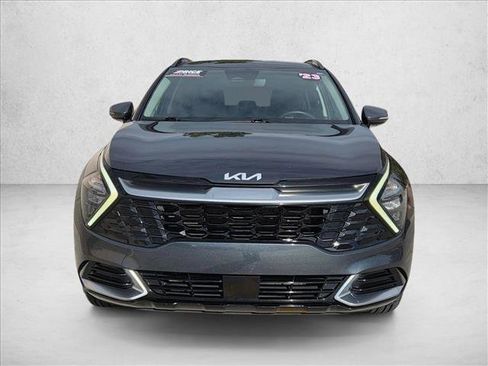 Used 2023 Kia Sportage SX image 2